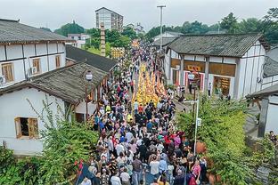 大腿续约！官方：山东泰山与克雷桑续约至2027年12月31日